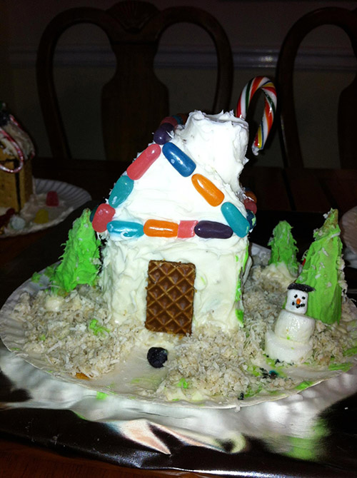 IsaiahHouseGA_GingerbreadContest_03