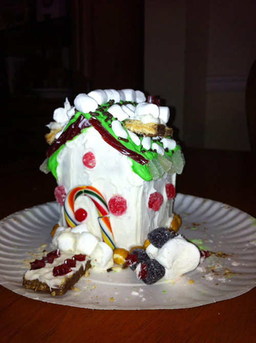 IsaiahHouseGA_GingerbreadContest_04