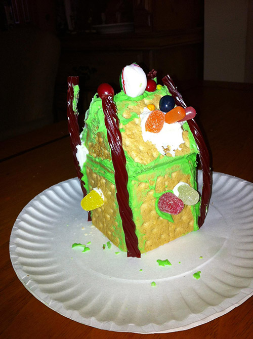 IsaiahHouseGA_GingerbreadContest_11