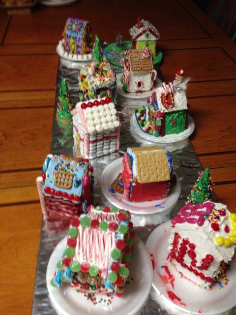 Isaiah House’s Annual Gingerbread House Event